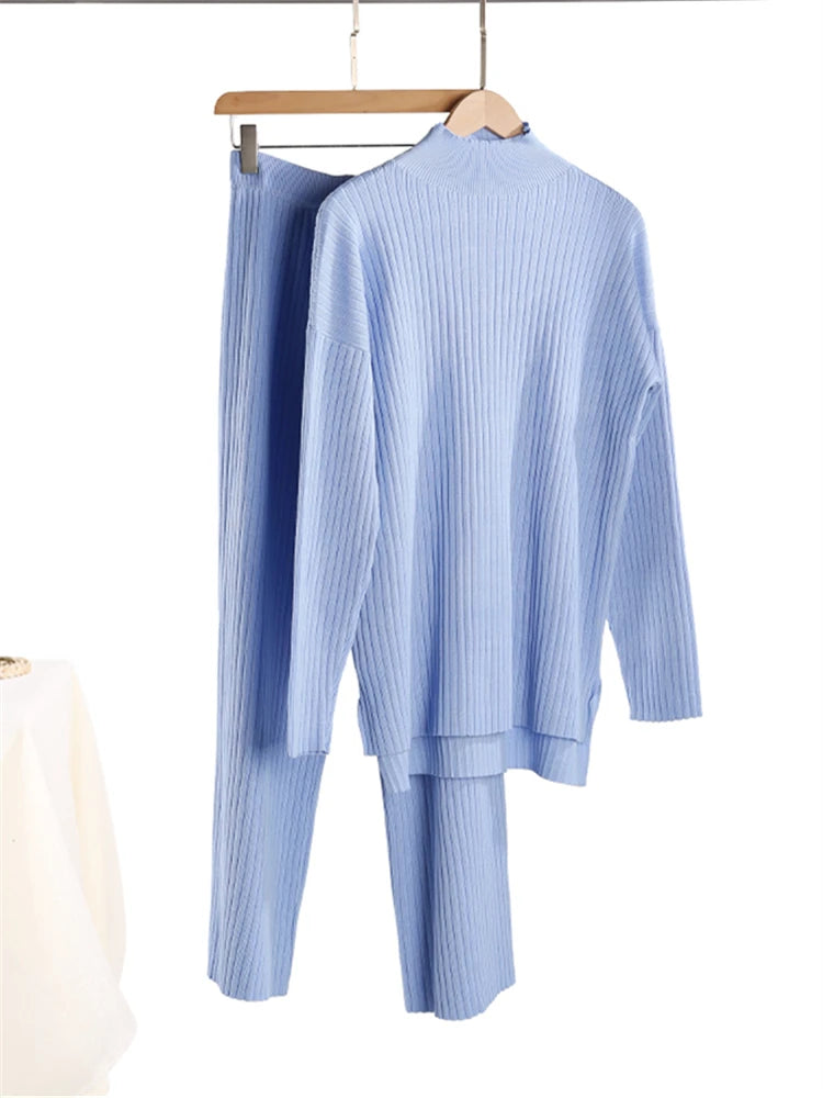 Elegant Knitwear Set - Timeless Comfort & Style